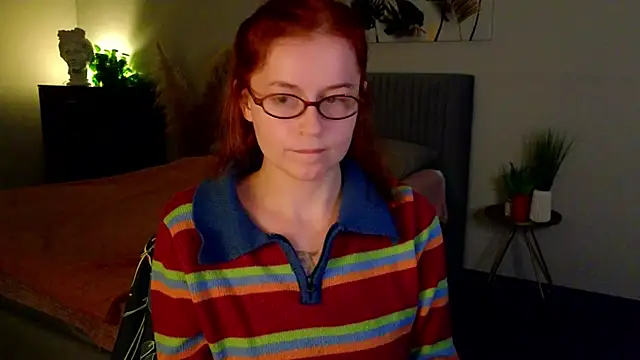 reb luvng online show from October 22, 2025, 1:43 pm