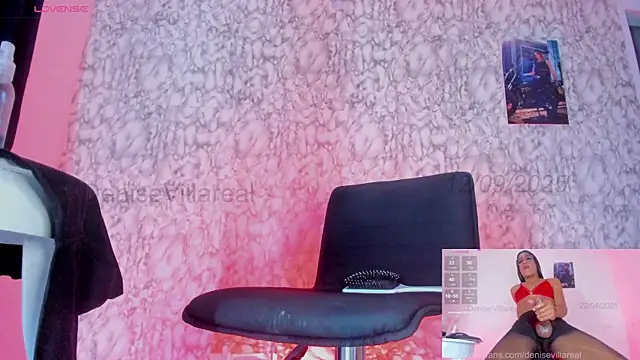 Snapshot of DeniseVillareal chatting on September 12, 2025, 10:09 pm DeniseVillareal online show from September 12, 2025, 10:09 pm