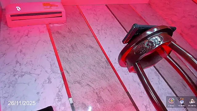 Snapshot of DeniseVillareal chatting on November 26, 2025, 4:45 am DeniseVillareal online show from November 26, 2025, 4:45 am