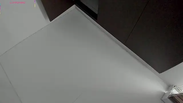 Oriana Guzman online show from January 5, 2026, 9:40 pm