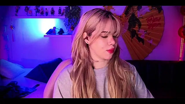 Snapshot of albaismynameX chatting on February 25, 2026, 12:16 pm albaismynameX online show from February 25, 2026, 12:16 pm