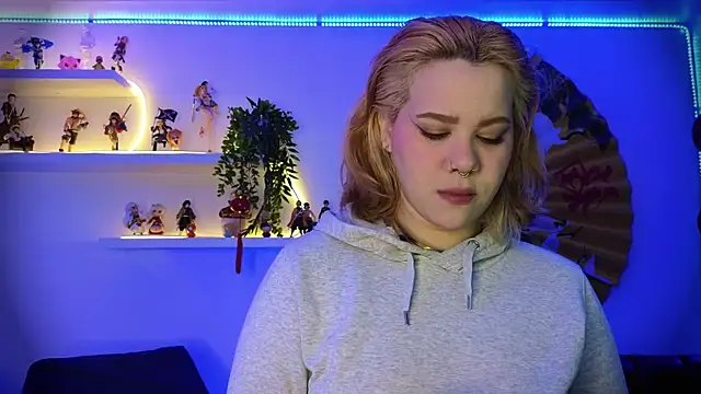 albaismynameX online show from October 11, 2025, 12:17 pm