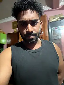 Handsomehunk 4U online show from September 23, 2025, 6:04 pm