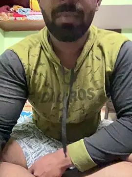 Handsomehunk 4U online show from March 12, 2025, 3:40 pm