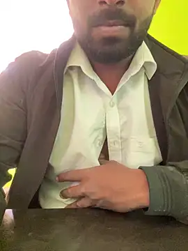 Handsomehunk 4U online show from February 25, 2025, 6:47 am