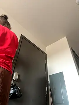 SexyB214 online show from November 3, 2025, 8:34 pm