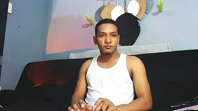 Snapshot of Grandeygruesa1 chatting on May 14, 2026, 6:43 am Grandeygruesa1 online show from May 14, 2026, 6:43 am