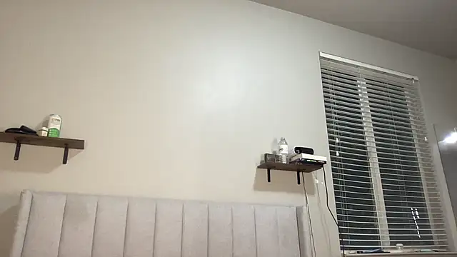 Snapshot of NatalieKneals chatting on December 3, 2024, 5:48 am NatalieKneals online show from December 3, 2024, 5:48 am