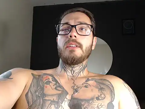 clark r online show from October 7, 2025, 12:22 am