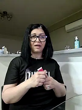 Snapshot of Milf_Abigail chatting on April 22, 2026, 1:23 am Milf Abigail online show from April 22, 2026, 1:23 am