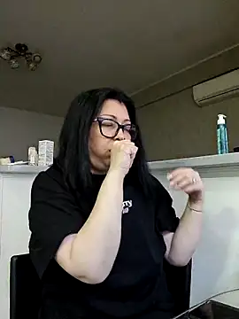 Snapshot of Milf_Abigail chatting on May 30, 2026, 3:24 am Milf Abigail online show from May 30, 2026, 3:24 am