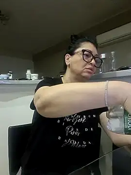 Milf Abigail online show from November 8, 2025, 12:36 am