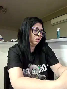 Snapshot of Milf_Abigail chatting on May 11, 2026, 12:12 am Milf Abigail online show from May 11, 2026, 12:12 am