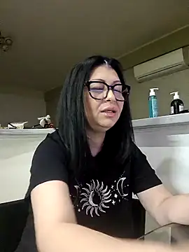 Milf Abigail online show from March 15, 2026, 2:51 am