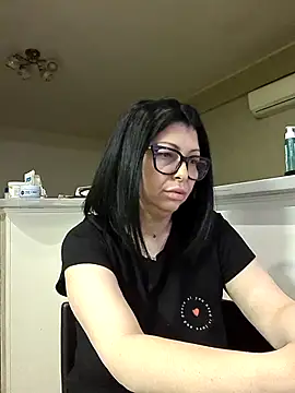 Snapshot of Milf_Abigail chatting on April 30, 2026, 3:13 am Milf Abigail online show from April 30, 2026, 3:13 am