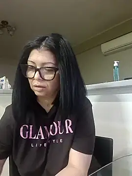 Snapshot of Milf_Abigail chatting on May 5, 2026, 2:47 am Milf Abigail online show from May 5, 2026, 2:47 am