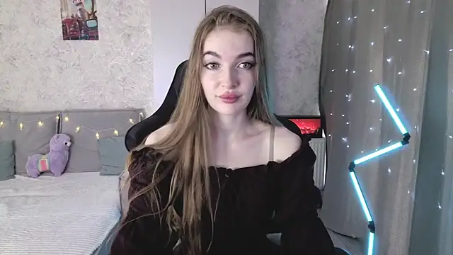 LissaCain online show from May 26, 2026, 5:27 am