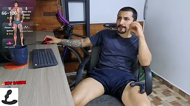 Marck Muscle online show from October 7, 2025, 11:50 pm