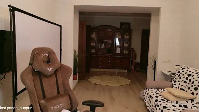 Snapshot of Neko_Kimiko chatting on February 15, 2026, 2:38 pm Neko Kimiko online show from February 15, 2026, 2:38 pm