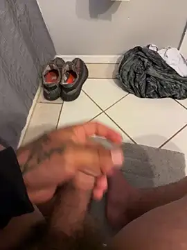 bigitaliandic online show from February 9, 2025, 7:30 pm