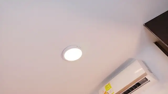 AbrilBrent online show from March 3, 2026, 7:54 pm