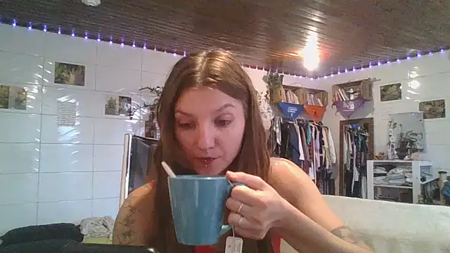 SweetyBabyDemon online show from April 4, 2026, 8:59 pm