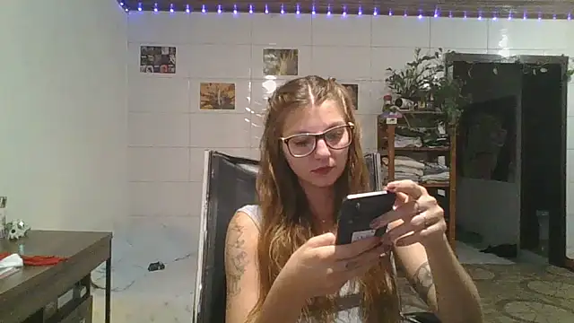 Snapshot of SweetyBabyDemon chatting on February 20, 2026, 10:22 pm SweetyBabyDemon online show from February 20, 2026, 10:22 pm