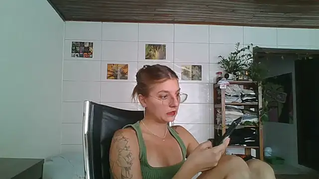 Snapshot of SweetyBabyDemon chatting on February 24, 2026, 3:46 pm SweetyBabyDemon online show from February 24, 2026, 3:46 pm