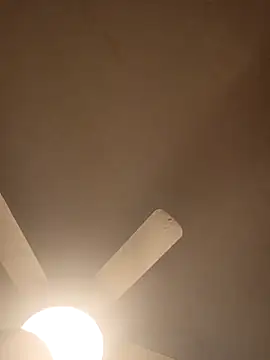 Snapshot of Taker19788 chatting on December 21, 2025, 12:51 pm Taker19788 online show from December 21, 2025, 12:51 pm