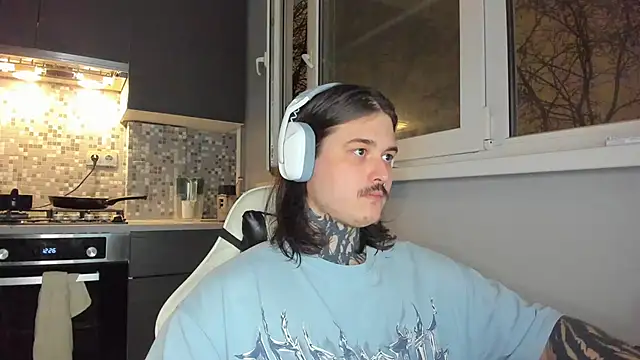 Snapshot of _torfin_ chatting on January 11, 2025, 5:51 pm torfin online show from January 11, 2025, 5:51 pm