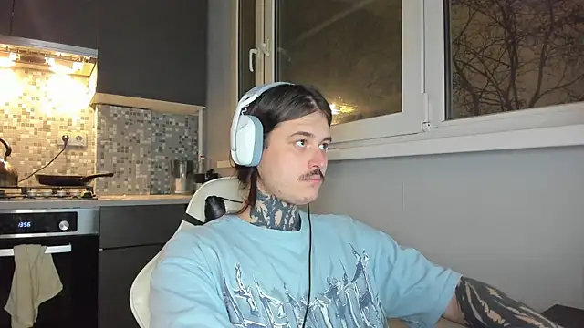 Snapshot of _torfin_ chatting on January 13, 2025, 7:20 pm torfin online show from January 13, 2025, 7:20 pm