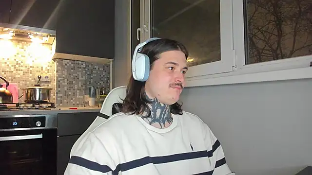 Snapshot of _torfin_ chatting on January 7, 2025, 9:14 pm torfin online show from January 7, 2025, 9:14 pm