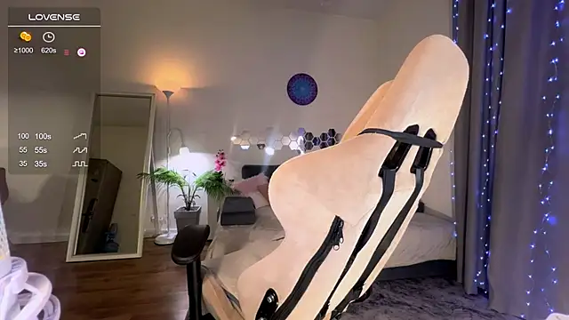 Snapshot of _lollypop1_ chatting on December 3, 2024, 8:44 pm lollypop1 online show from December 3, 2024, 8:44 pm