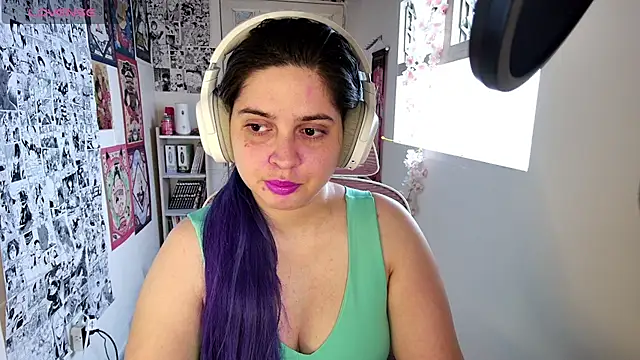 Snapshot of Vallolet_Spencer chatting on September 20, 2025, 10:04 pm Vallolet Spencer online show from September 20, 2025, 10:04 pm