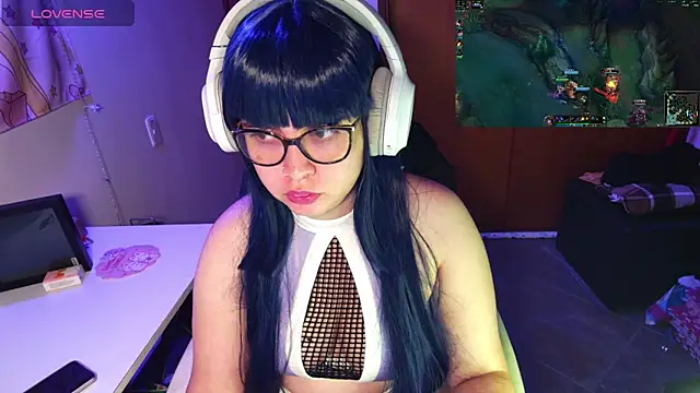 Snapshot of Vallolet_Spencer chatting on January 9, 2025, 2:33 am Vallolet Spencer online show from January 9, 2025, 2:33 am