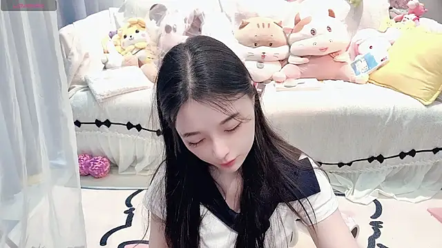 Snapshot of AKiKi711 chatting on April 21, 2026, 4:52 am AKiKi711 online show from April 21, 2026, 4:52 am