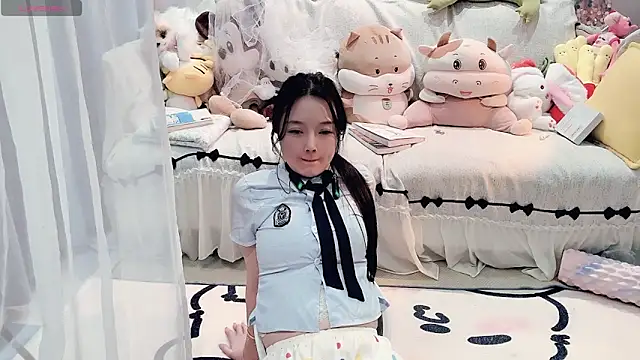 Snapshot of AKiKi711 chatting on April 30, 2026, 4:47 pm AKiKi711 online show from April 30, 2026, 4:47 pm