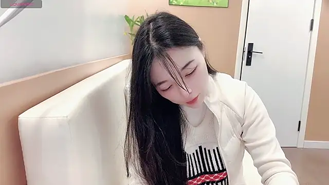 AKiKi711 online show from February 15, 2026, 3:00 pm