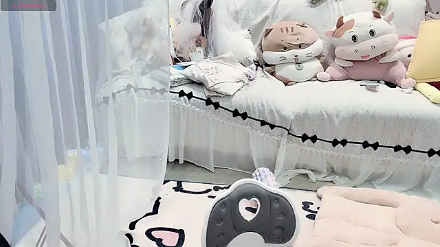 Snapshot of AKiKi711 chatting on May 30, 2026, 5:03 am AKiKi711 online show from May 30, 2026, 5:03 am