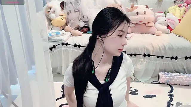 Snapshot of AKiKi711 chatting on April 29, 2026, 5:00 am AKiKi711 online show from April 29, 2026, 5:00 am