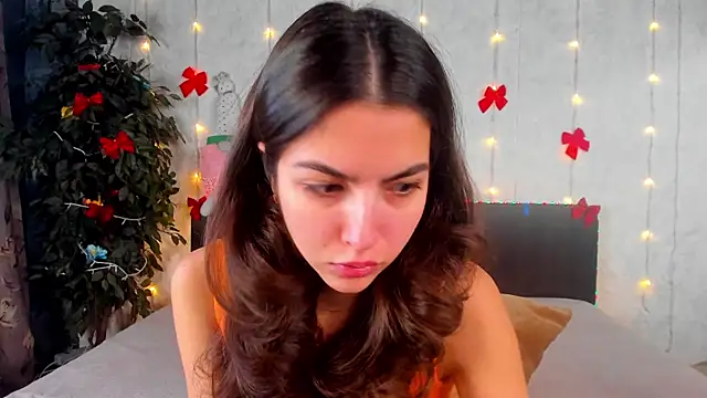 Snapshot of Milana_Crystal_ chatting on January 13, 2026, 8:07 am Milana Crystal online show from January 13, 2026, 8:07 am