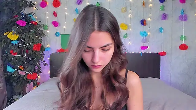 Snapshot of Milana_Crystal_ chatting on March 31, 2026, 7:21 am Milana Crystal online show from March 31, 2026, 7:21 am