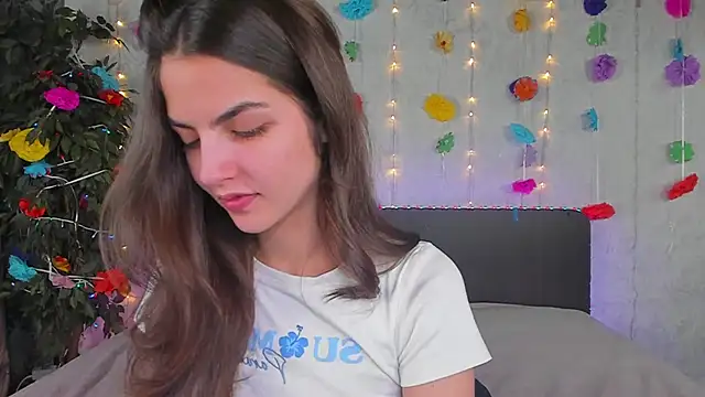 Snapshot of Milana_Crystal_ chatting on March 18, 2026, 8:17 am Milana Crystal online show from March 18, 2026, 8:17 am