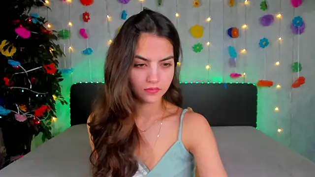 Snapshot of Milana_Crystal_ chatting on March 6, 2026, 8:20 am Milana Crystal online show from March 6, 2026, 8:20 am