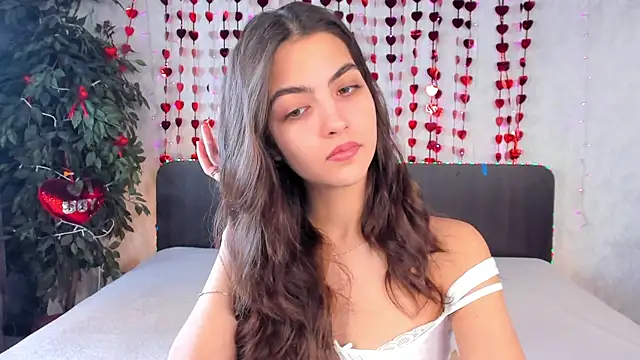 Milana Crystal  online show from February 24, 2025, 7:55 am