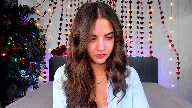 Snapshot of Milana_Crystal_ chatting on February 14, 2026, 8:14 am Milana Crystal online show from February 14, 2026, 8:14 am