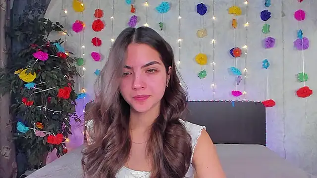 Snapshot of Milana_Crystal_ chatting on March 30, 2026, 7:21 am Milana Crystal online show from March 30, 2026, 7:21 am