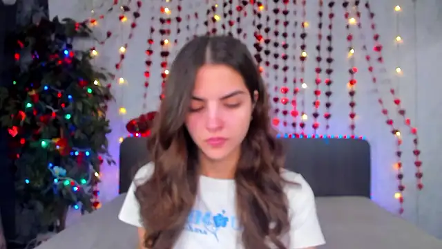 Snapshot of Milana_Crystal_ chatting on February 24, 2026, 8:15 am Milana Crystal online show from February 24, 2026, 8:15 am