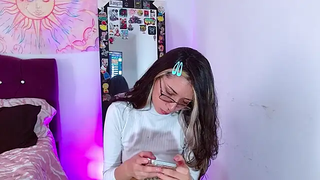 squirt charlott online show from November 28, 2025, 5:24 pm