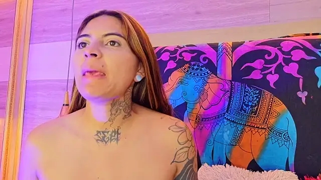 Snapshot of Cori_Paige chatting on April 3, 2026, 4:08 am Cori Paige online show from April 3, 2026, 4:08 am